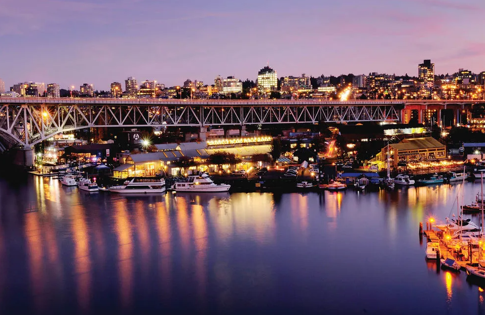 How a Vancouver Mortgage Broker Residential Specialist Can Help with Non-Traditional Down Payments